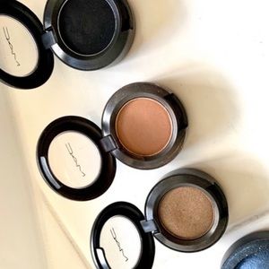 MAC Eyeshadow Trio Bundle